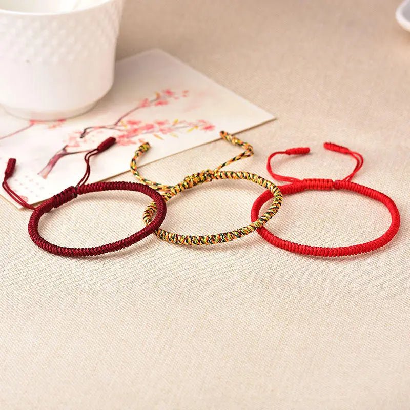 Tibetan-Buddhist-Bracelets-Meaning-Benefits-and-Wearing-Guide BuddhaSoul